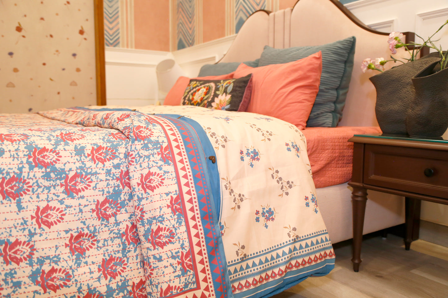 ZEBRO (  reversable DUVET COVER 80X100", with 2-pillow covers)